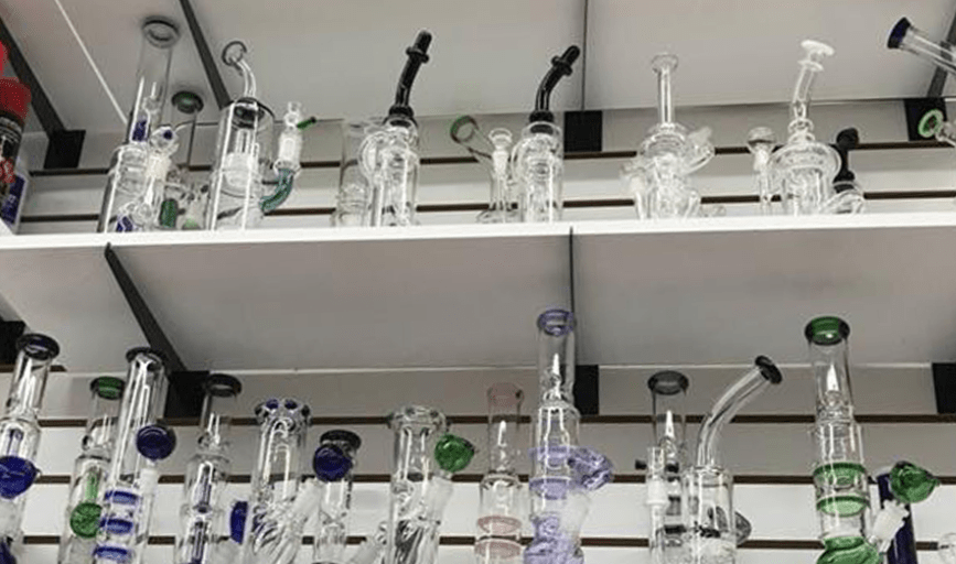 Smokiez Smoke Shop